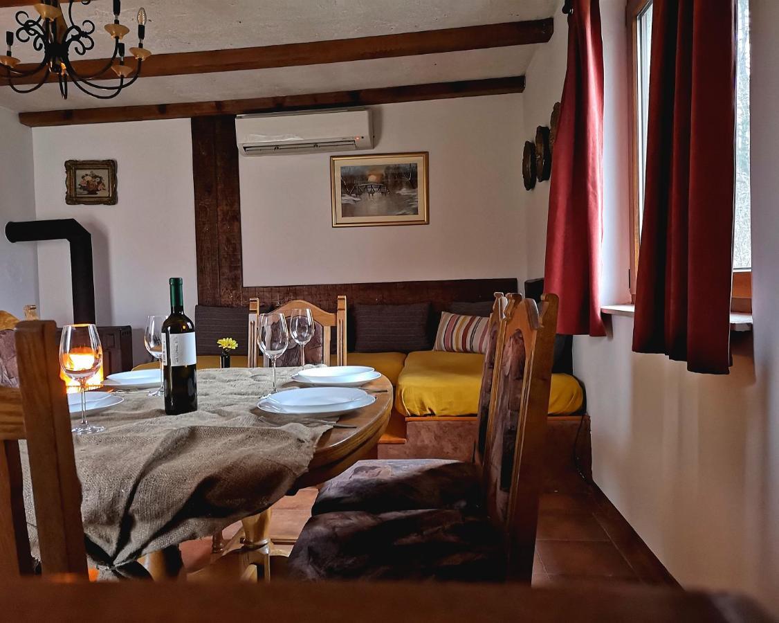 Kuca Za Odmor Rubic Villa Vinkovci Eksteriør billede
